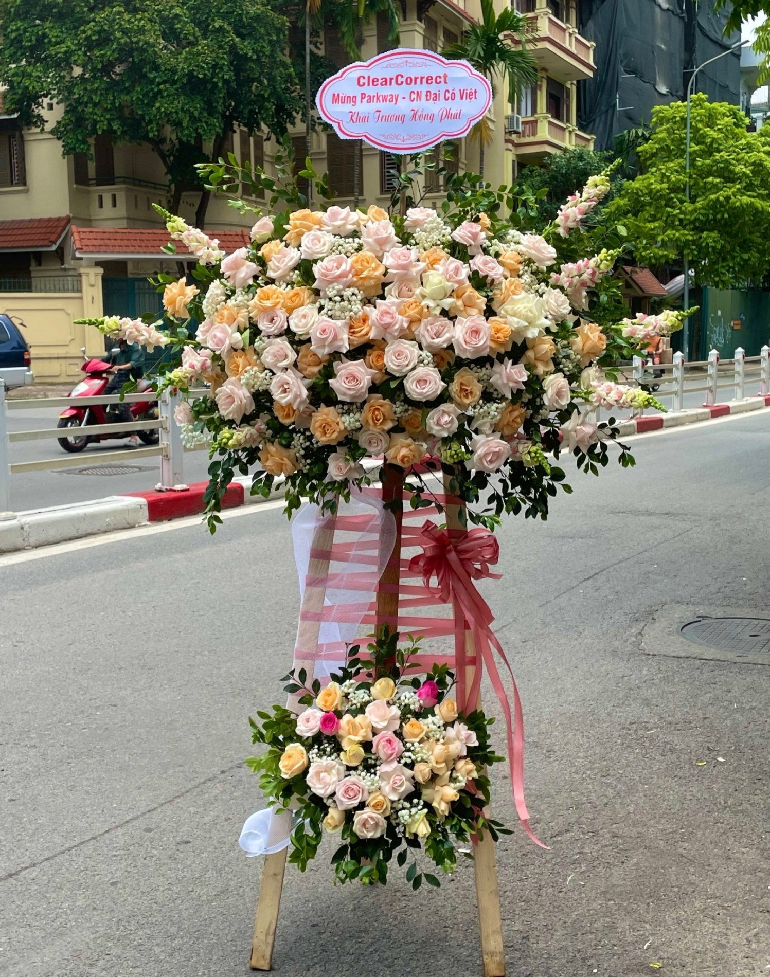 Hoa_khai_truong_bien_hoa
